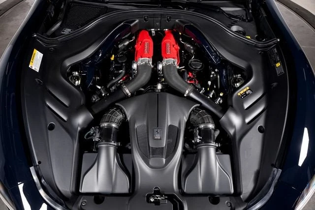2023 Ferrari Roma - Image 15 of 31