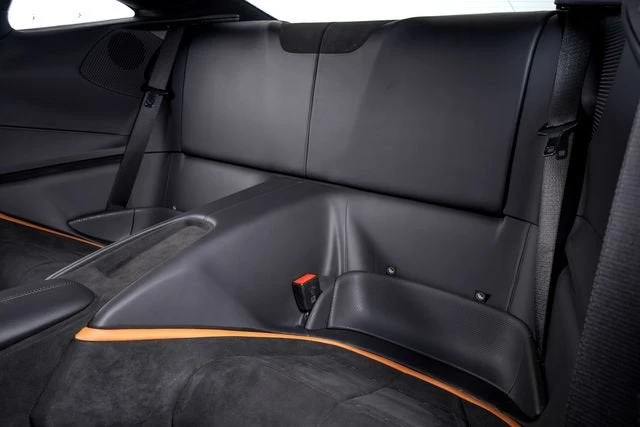 2023 Ferrari Roma - Image 28 of 31