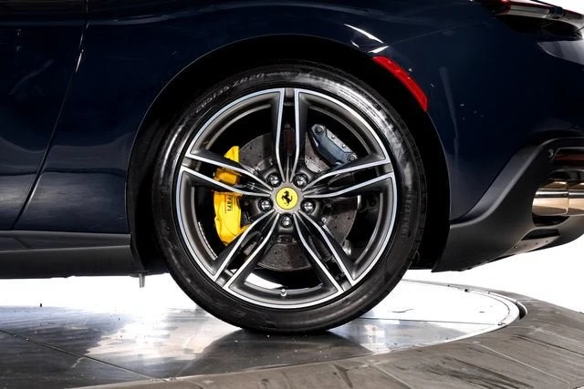 2023 Ferrari Roma - Image 19 of 31