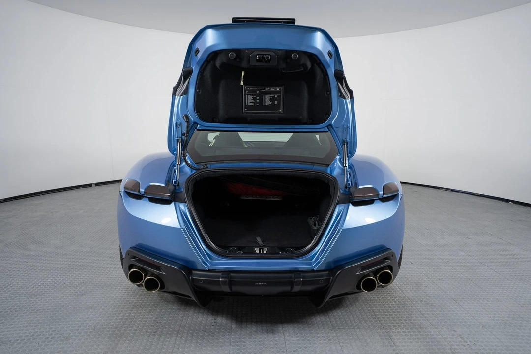 2023 Ferrari Roma - Image 27 of 31