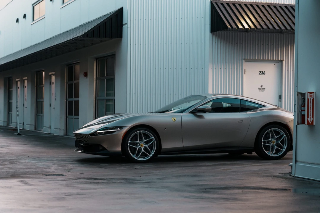 2023 Ferrari Roma - Image 10 of 31