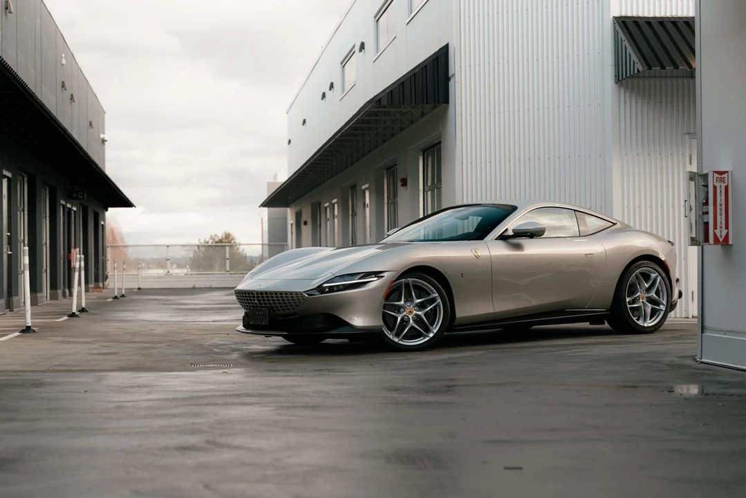 2023 Ferrari Roma - Image 8 of 31
