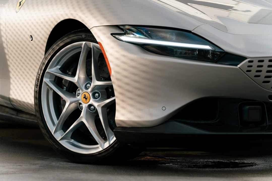 2023 Ferrari Roma - Image 23 of 31