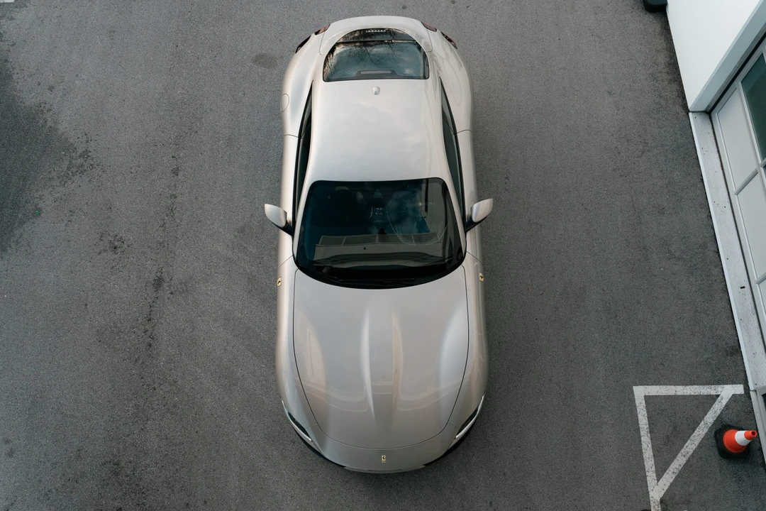 2023 Ferrari Roma - Image 18 of 31