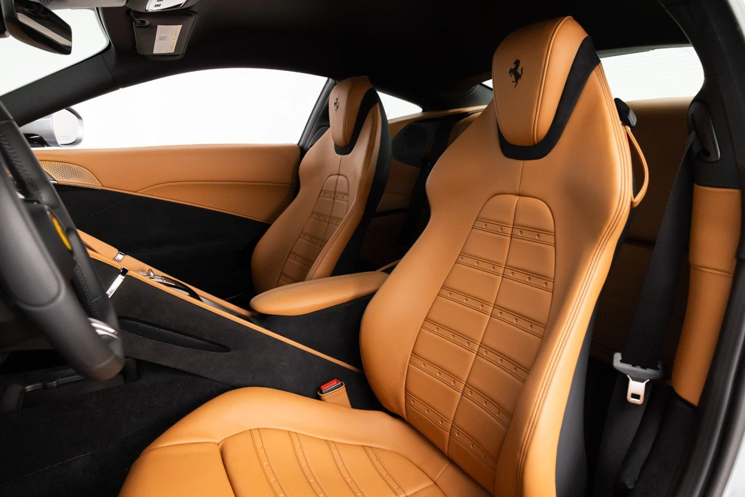2023 Ferrari Roma - Image 3 of 31