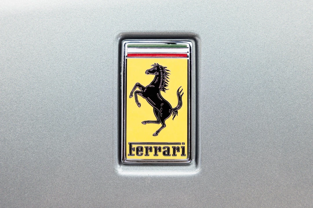 2023 Ferrari Roma - Image 18 of 31