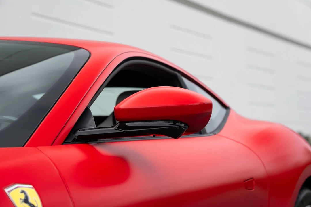 2023 Ferrari Roma - Image 26 of 31