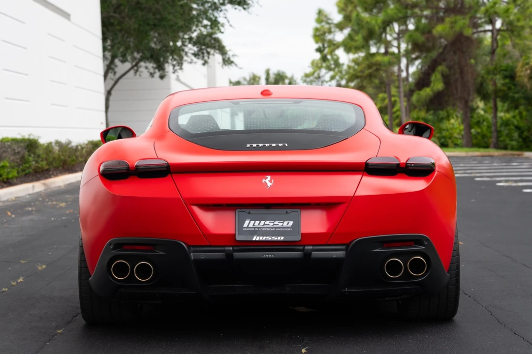 2023 Ferrari Roma - Image 2 of 31
