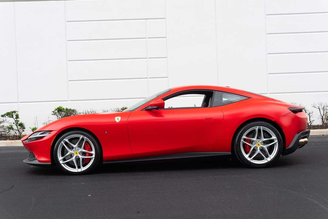 2023 Ferrari Roma - Image 23 of 31
