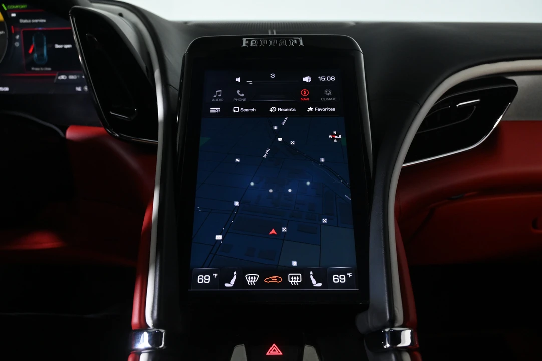 2023 Ferrari Roma - Image 15 of 28