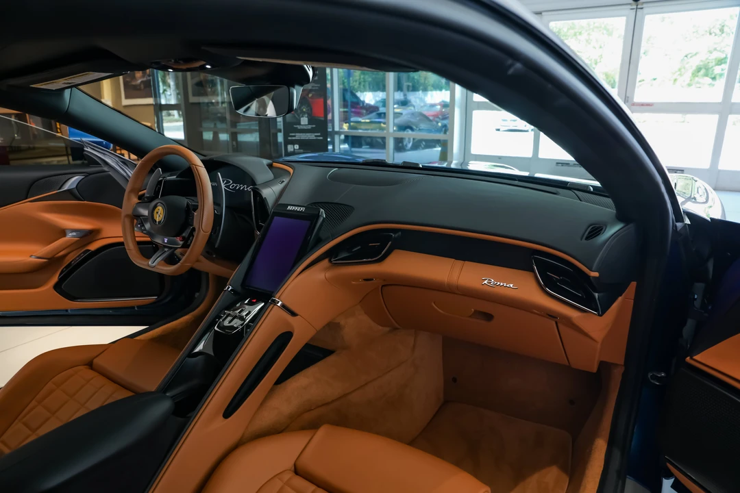 2023 Ferrari Roma - Image 29 of 31