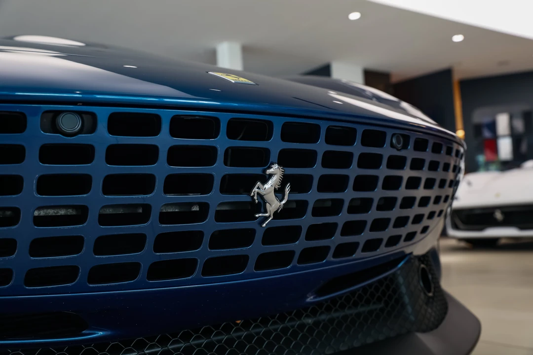 2023 Ferrari Roma - Image 17 of 31