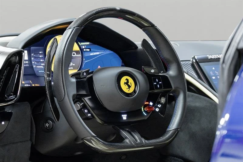 2023 Ferrari Roma - Image 28 of 31