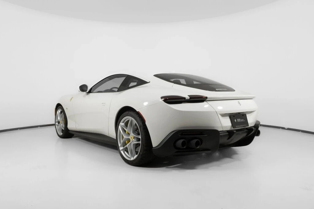 2023 Ferrari Roma - Image 7 of 21