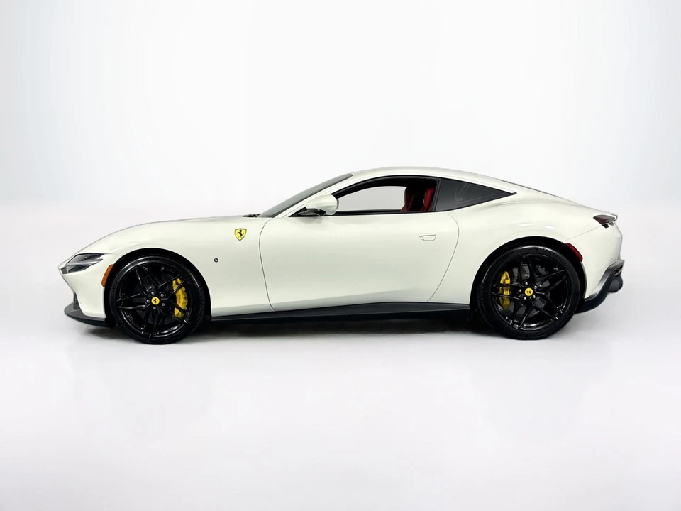 2023 Ferrari Roma - Image 8 of 31