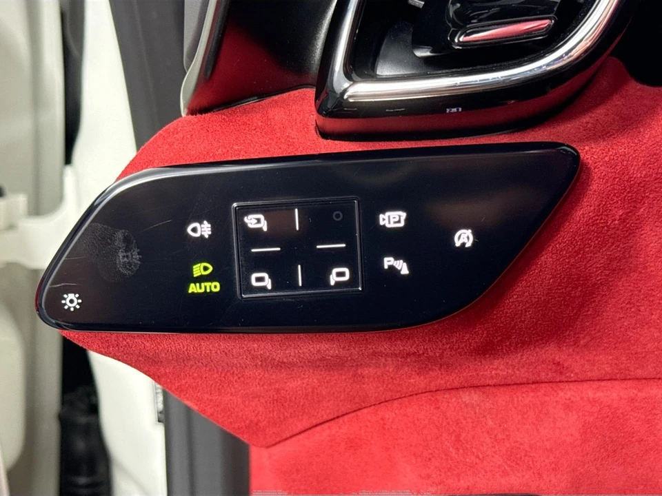 2023 Ferrari Roma - Image 10 of 31