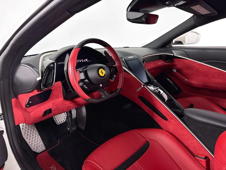 2023 Ferrari Roma - Image 9 of 31