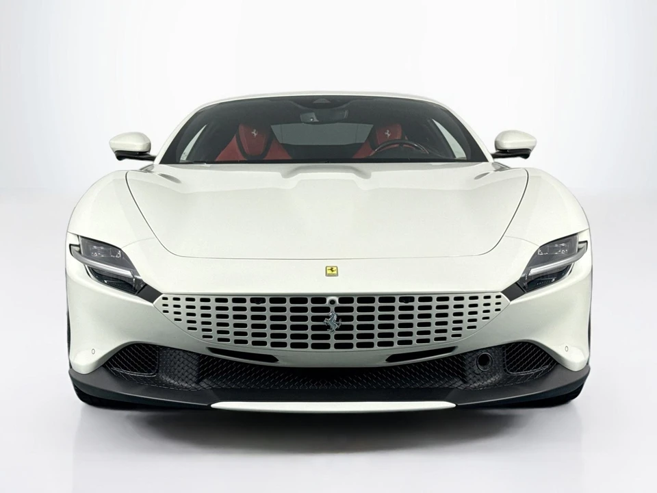2023 Ferrari Roma - Image 2 of 31