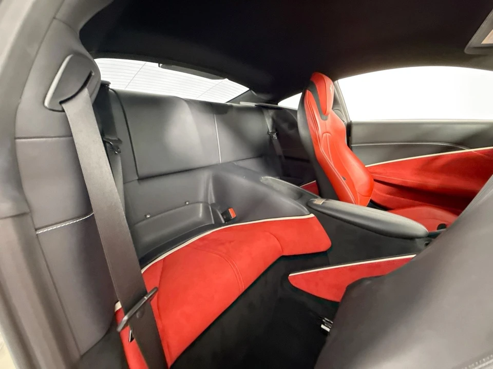 2023 Ferrari Roma - Image 27 of 31