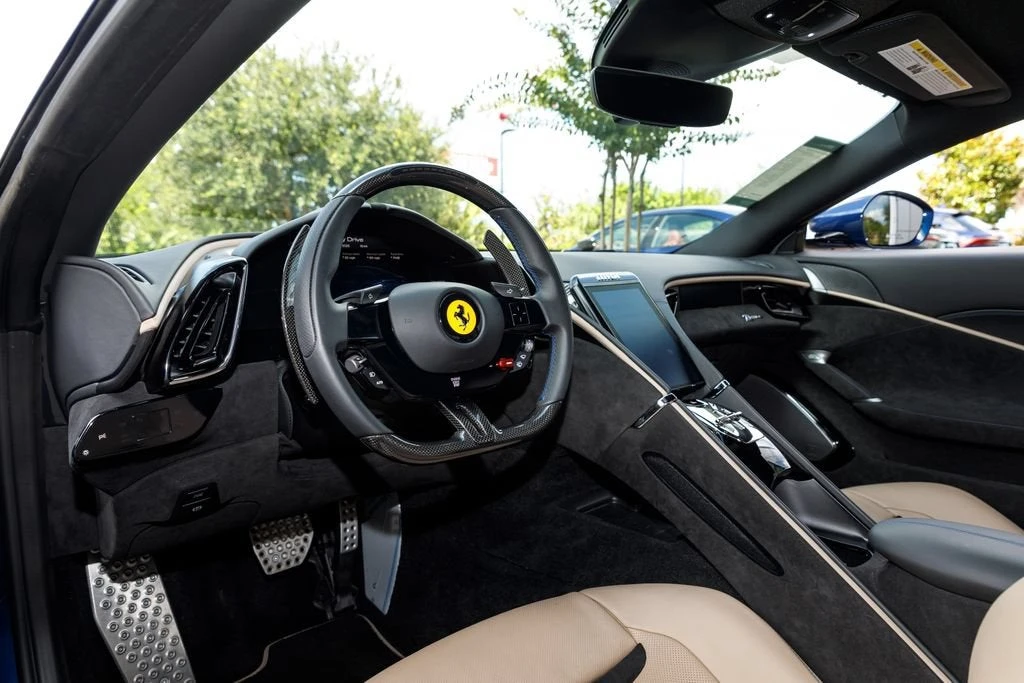 2023 Ferrari Roma - Image 9 of 31
