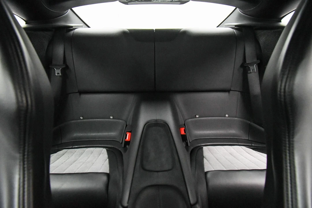 2023 Ferrari Roma - Image 18 of 31