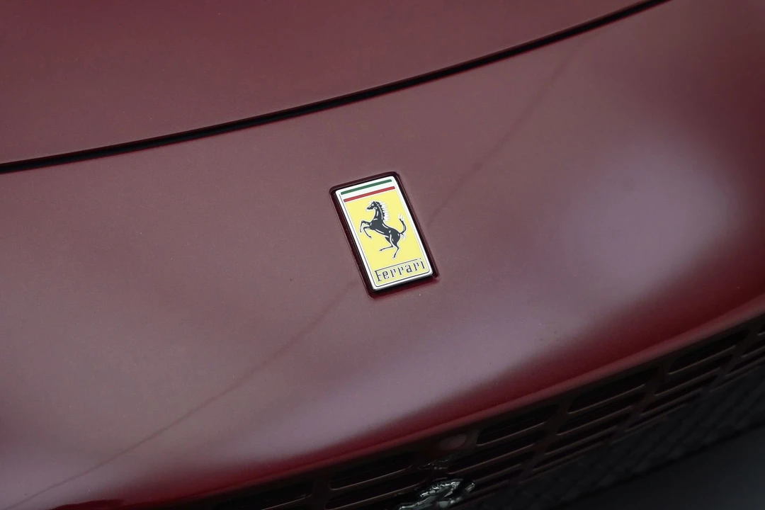 2023 Ferrari Roma - Image 28 of 31
