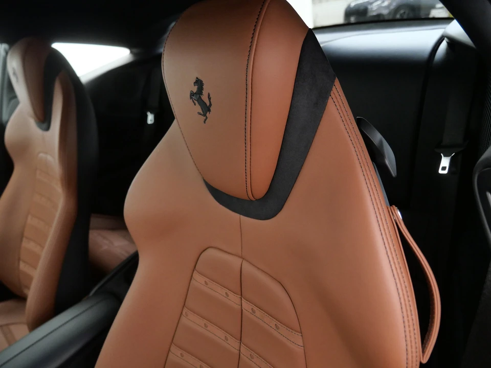 2023 Ferrari Roma - Image 20 of 31