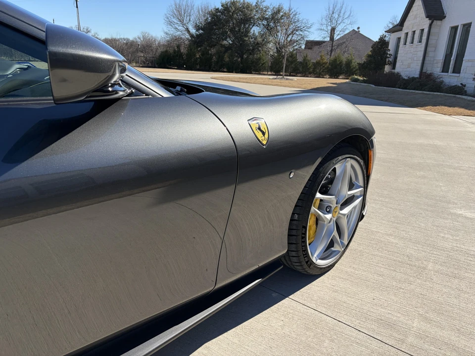 2023 Ferrari Roma - Image 30 of 31
