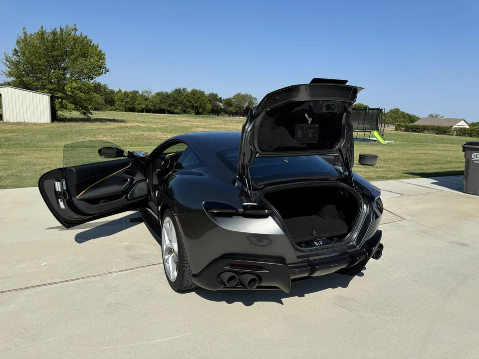 2023 Ferrari Roma - Image 8 of 31
