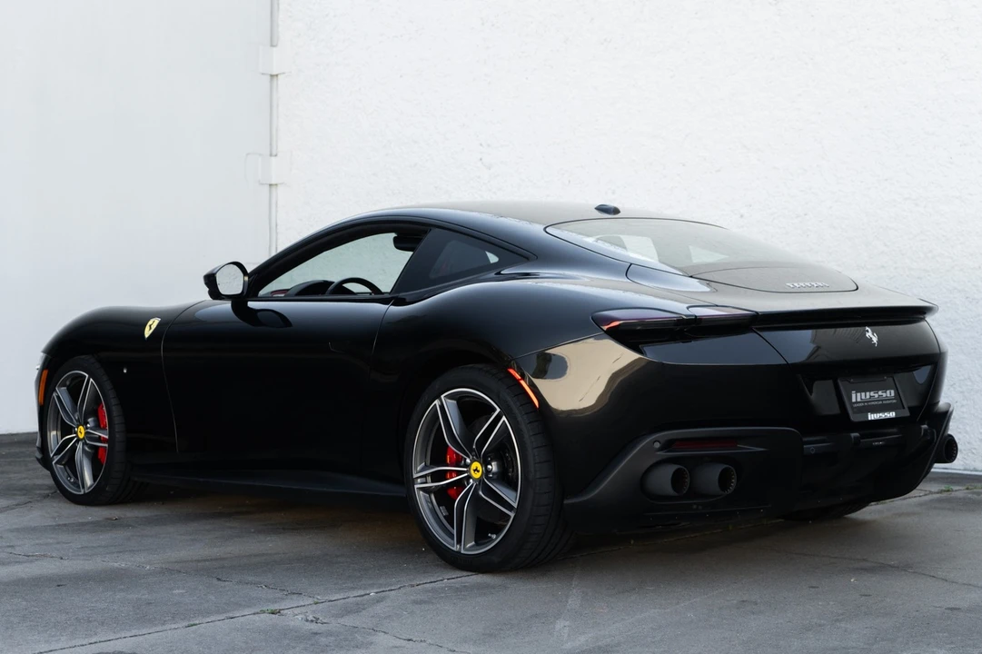 2023 Ferrari Roma - Image 4 of 21