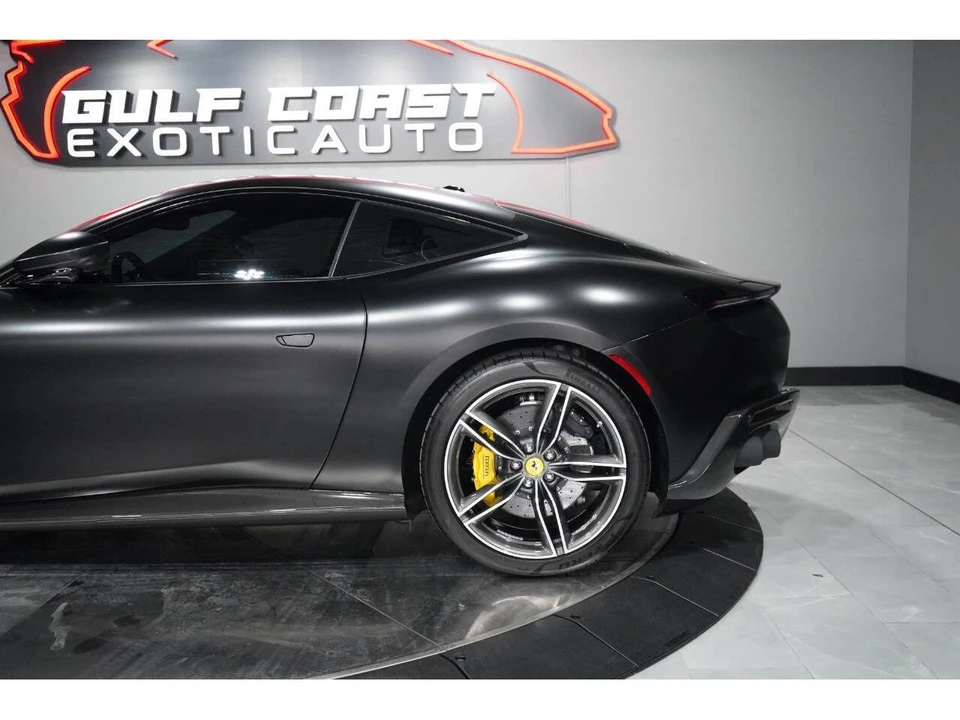 2023 Ferrari Roma - Image 29 of 31
