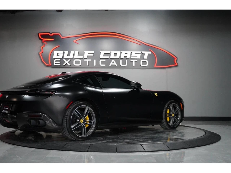 2023 Ferrari Roma - Image 15 of 31