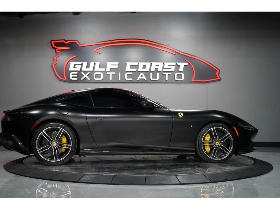 2023 Ferrari Roma - Image 16 of 31