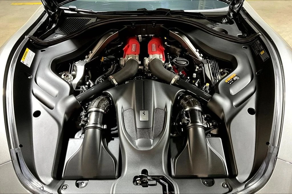 2023 Ferrari Roma - Image 26 of 31