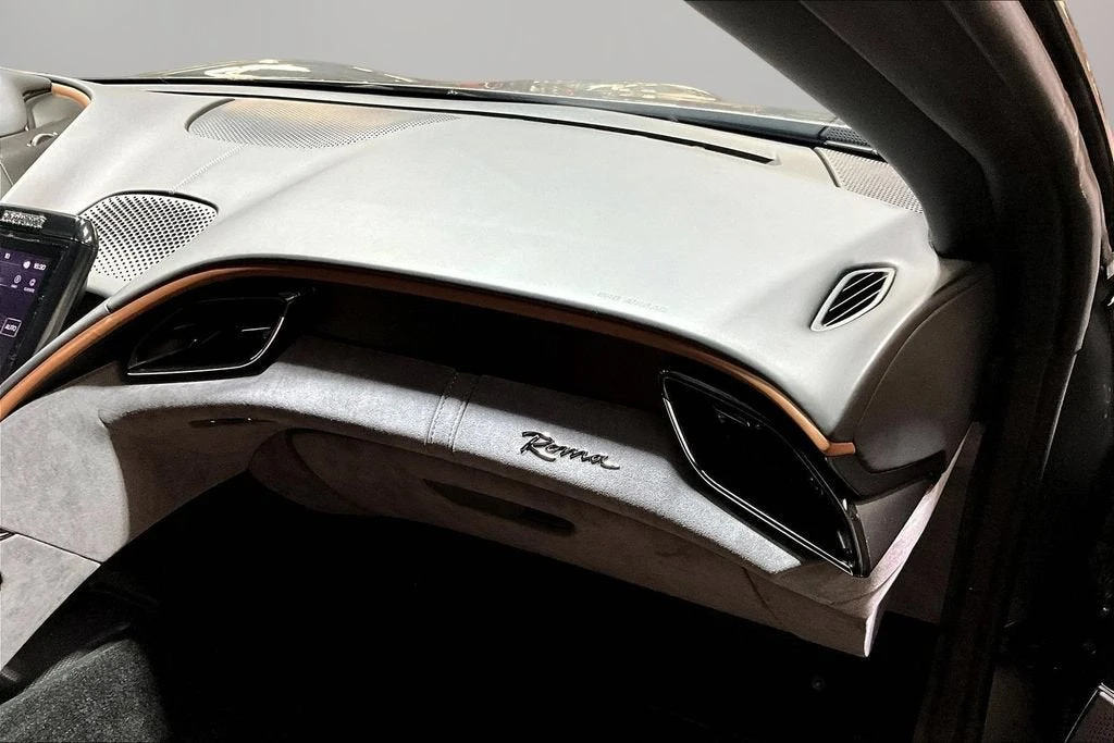 2023 Ferrari Roma - Image 23 of 31