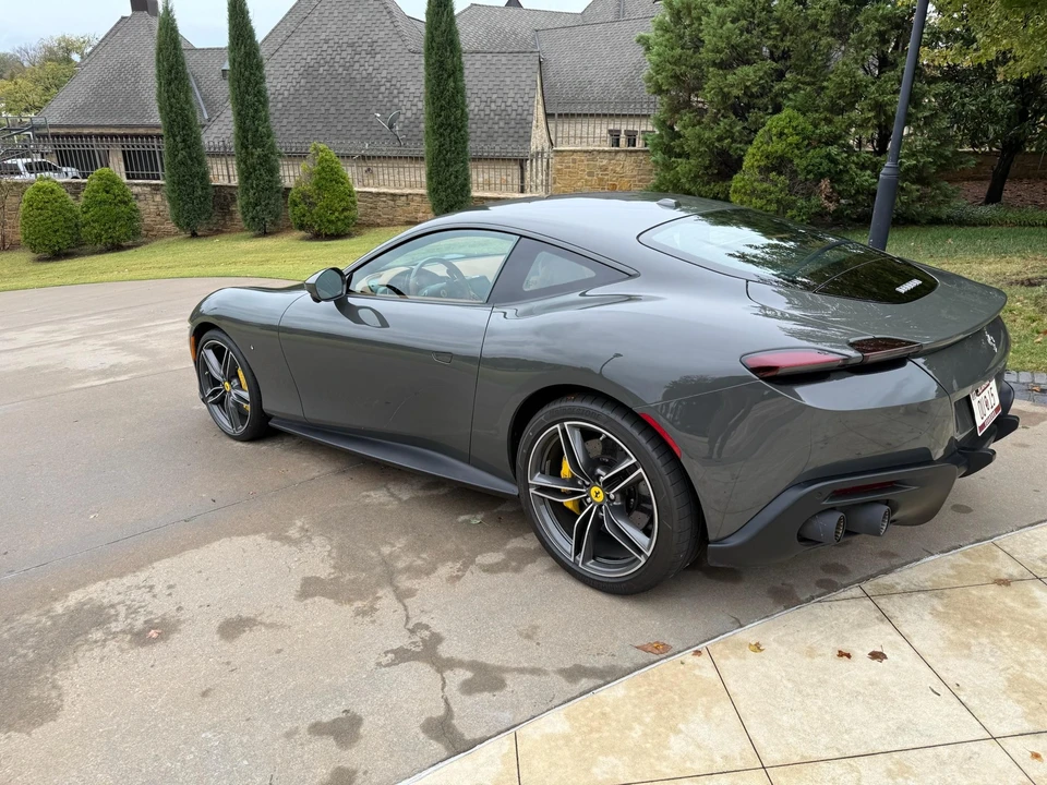 2023 Ferrari Roma - Image 5 of 31