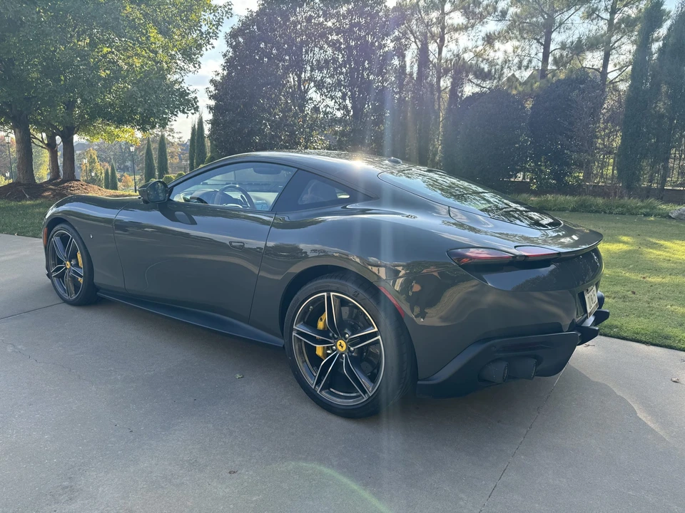 2023 Ferrari Roma - Image 4 of 31