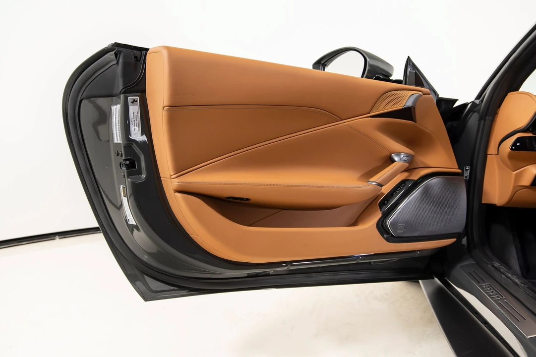2023 Ferrari Roma - Image 20 of 31