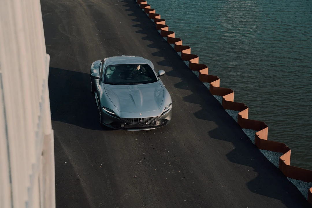 2023 Ferrari Roma - Image 18 of 31