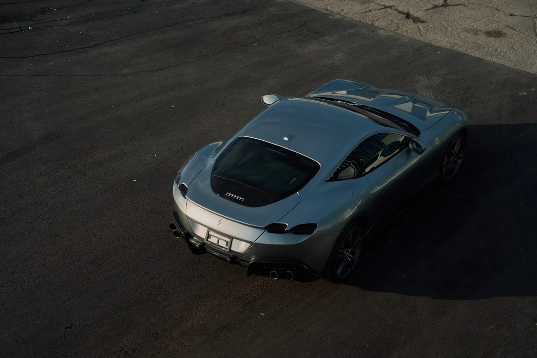 2023 Ferrari Roma - Image 27 of 31