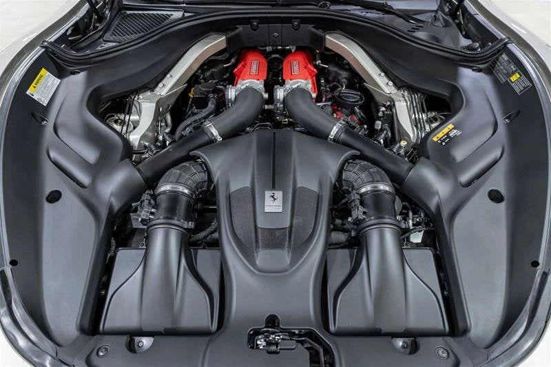 2023 Ferrari Roma - Image 8 of 31