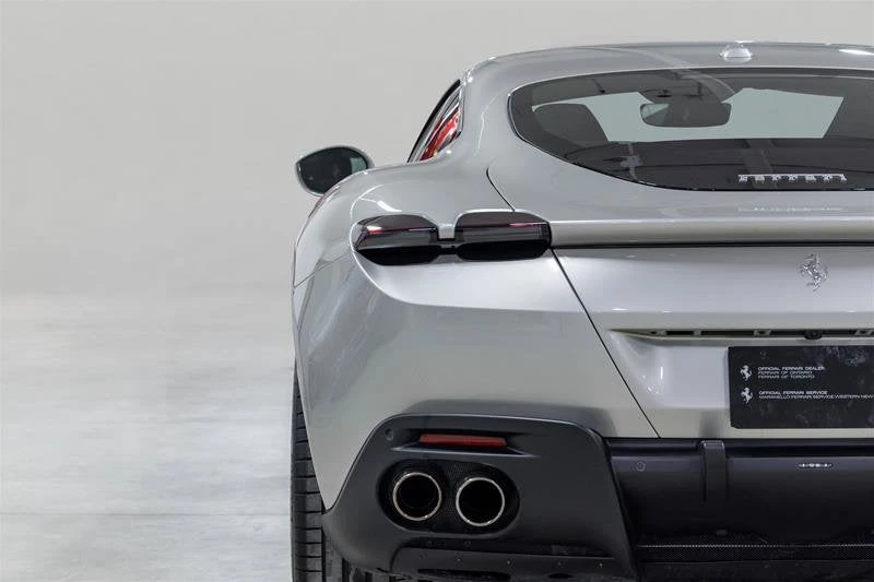 2023 Ferrari Roma - Image 21 of 31