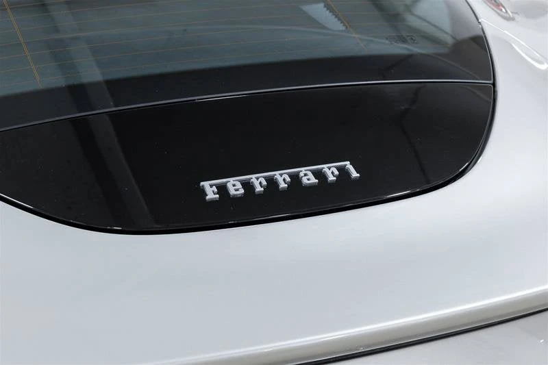 2023 Ferrari Roma - Image 22 of 31
