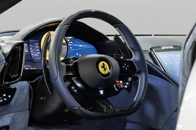 2023 Ferrari Roma - Image 26 of 31