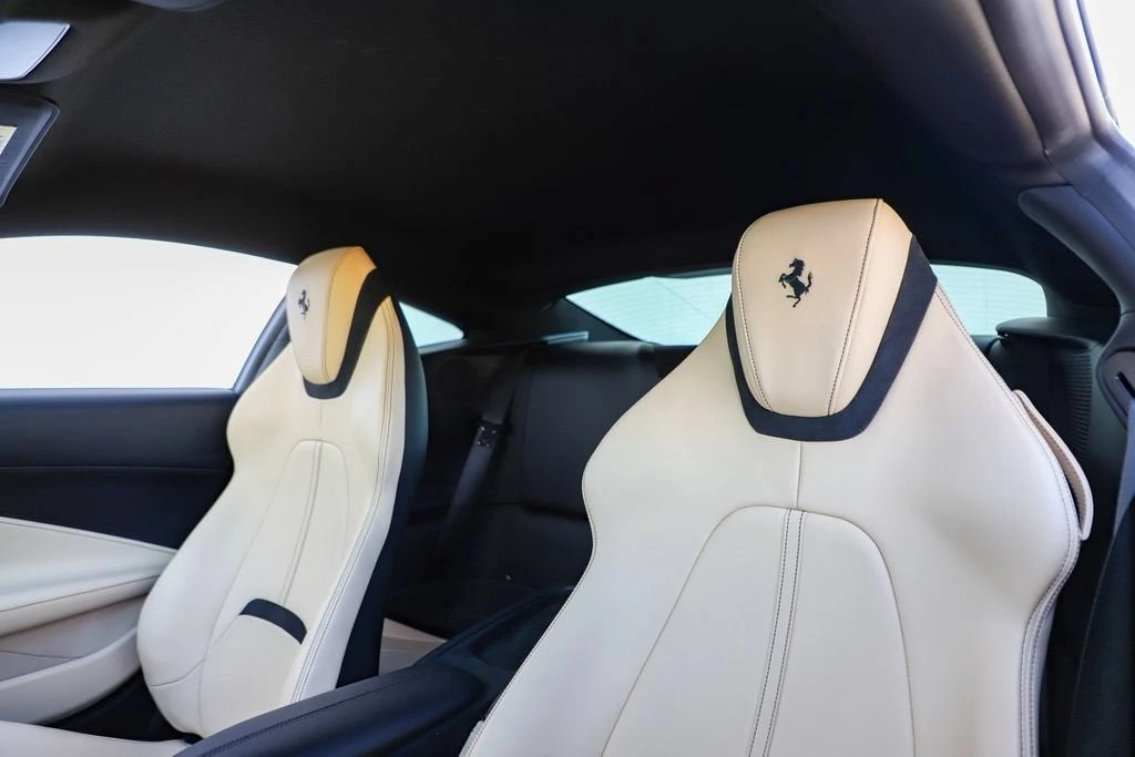 2023 Ferrari Roma - Image 4 of 31