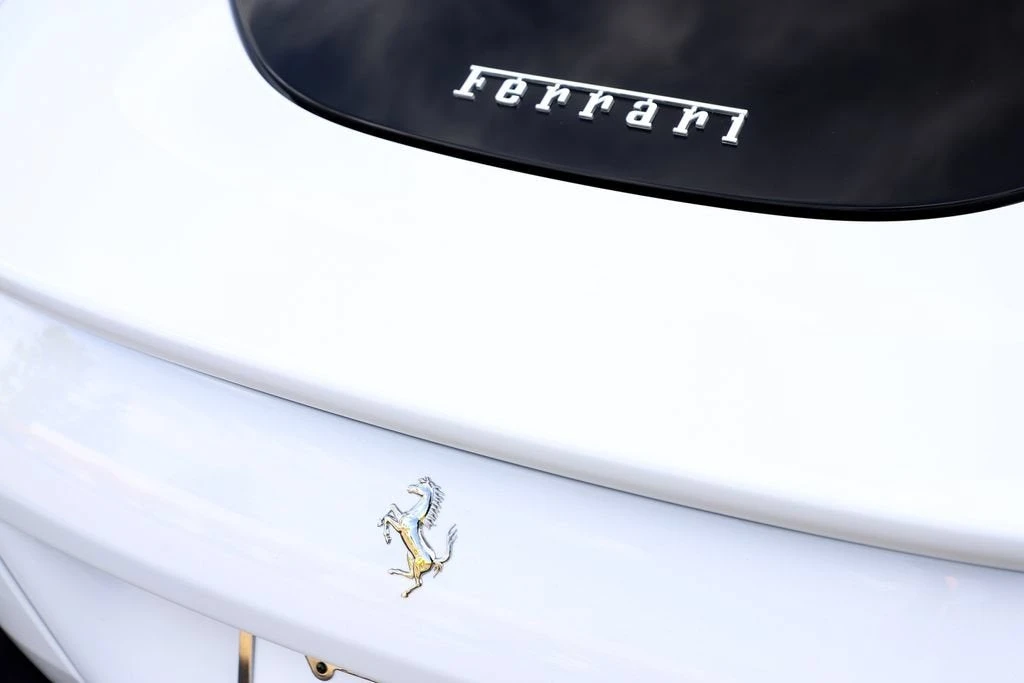 2023 Ferrari Roma - Image 24 of 31