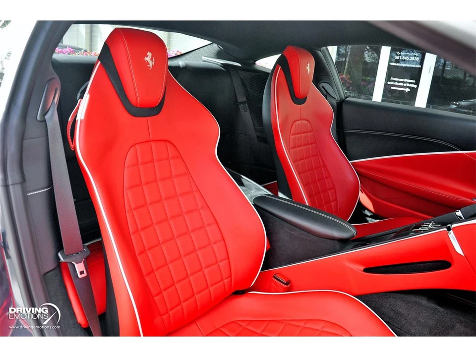 2023 Ferrari Roma - Image 16 of 31