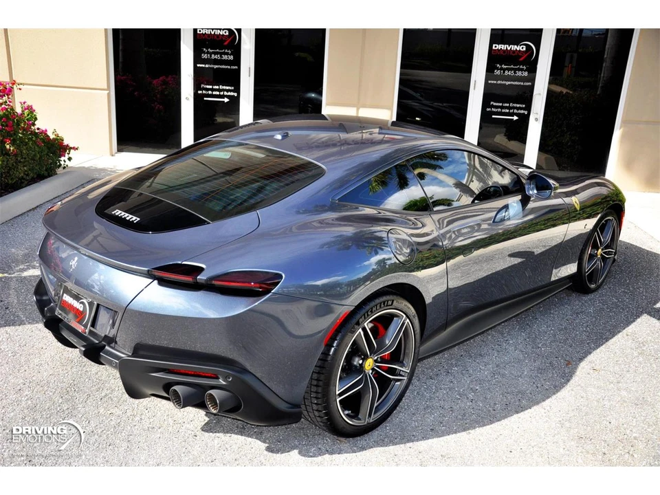 2023 Ferrari Roma - Image 19 of 31