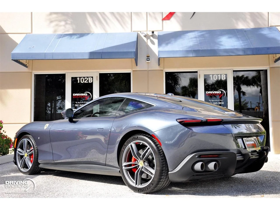 2023 Ferrari Roma - Image 24 of 31