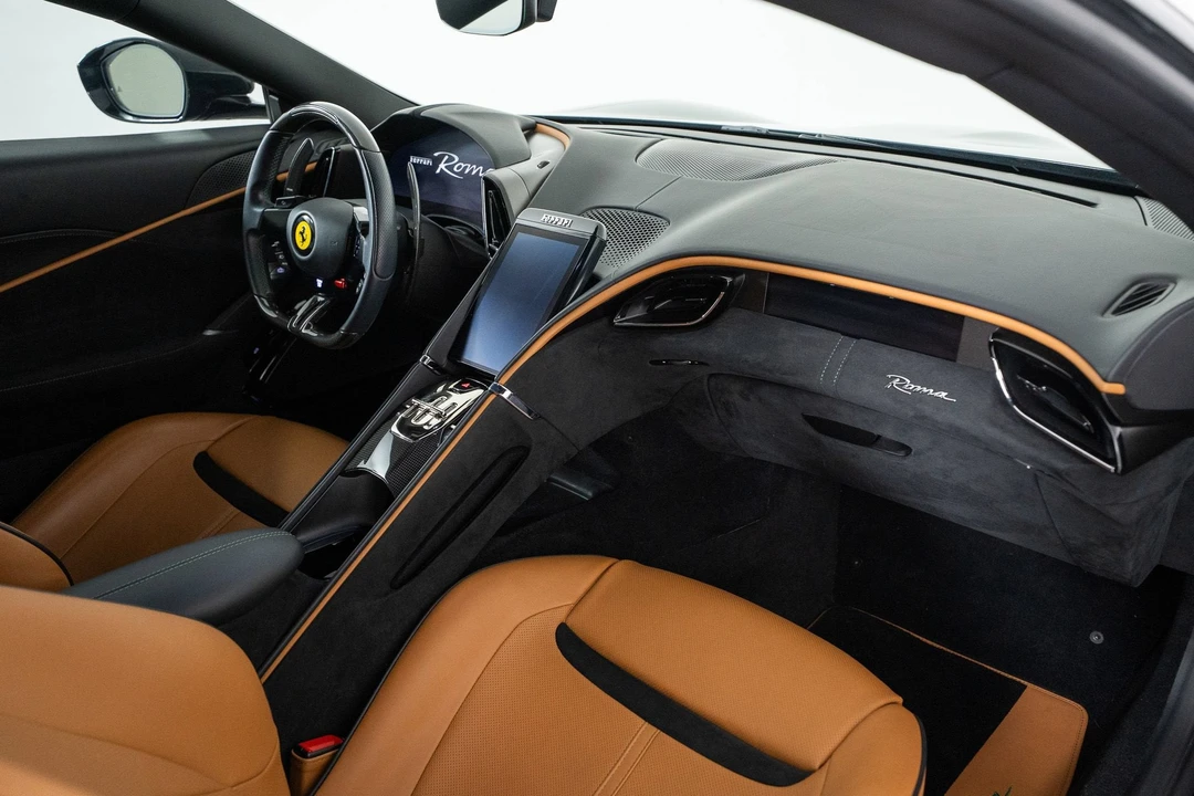 2023 Ferrari Roma - Image 26 of 31